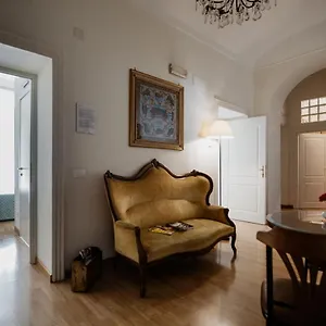  Couette-café La Girandola Bed & Breakfast